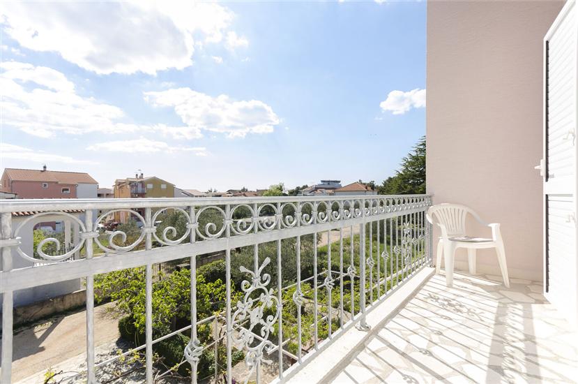 Apartment A1, for 5 persons