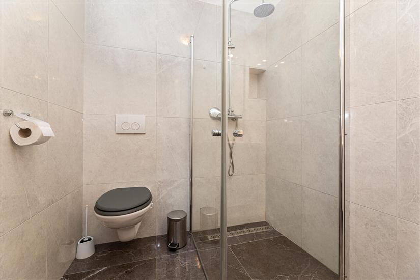 House K1, for 8 persons