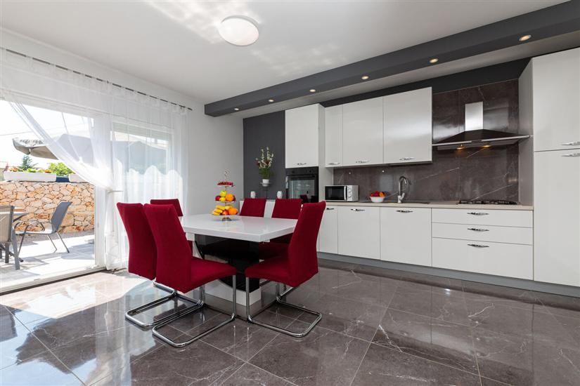 House K1, for 8 persons