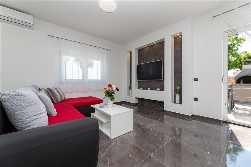 House K1, for 8 persons