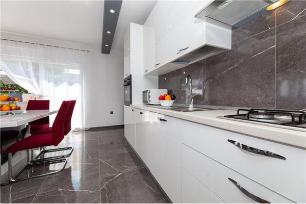 House K1, for 8 persons