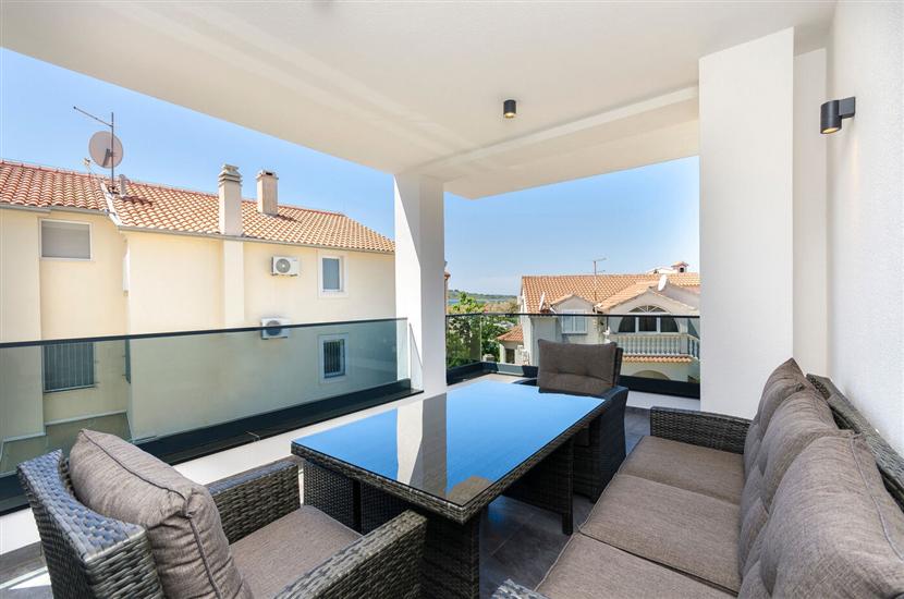 Apartment A2, for 5 persons