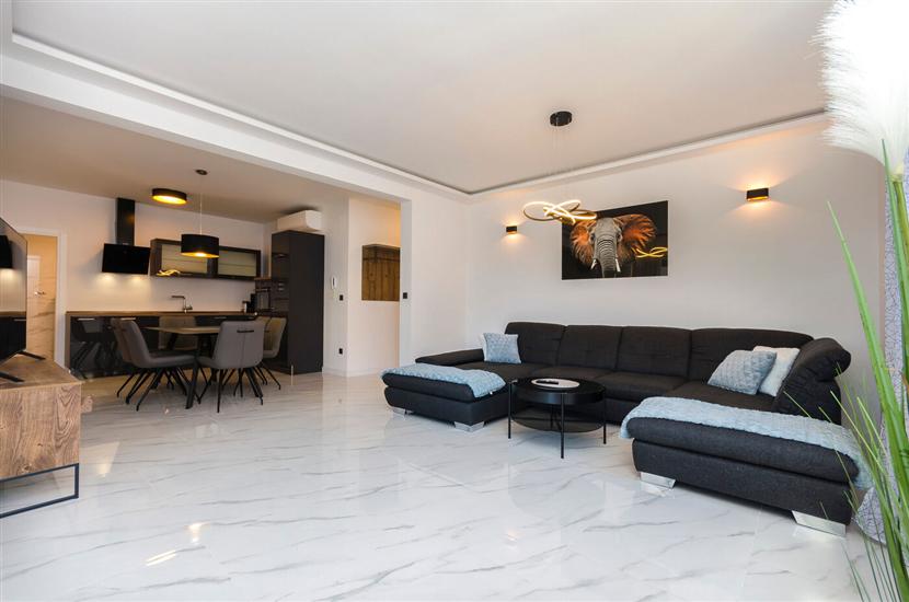 Apartment A2, for 5 persons