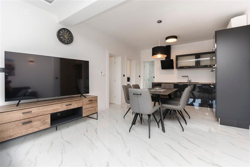 Apartment A3, for 5 persons