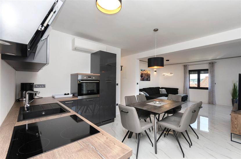 Apartment A3, for 5 persons