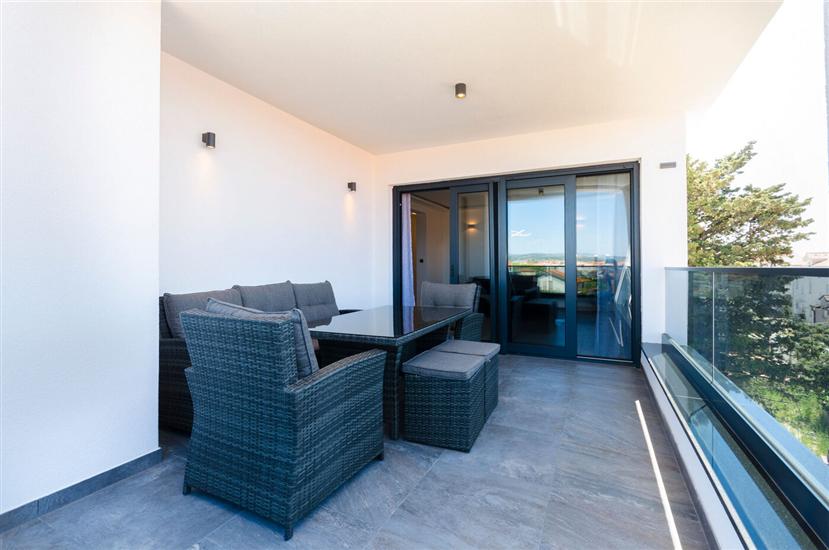 Apartment A3, for 5 persons