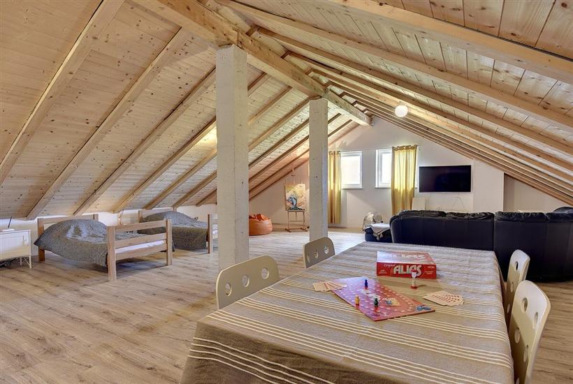 House K1, for 10 persons