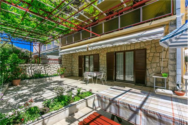 Apartment A1, for 4 persons