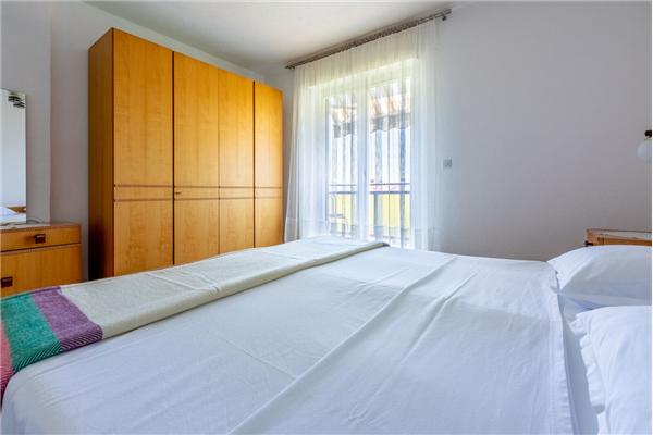 Apartment A2, for 5 persons