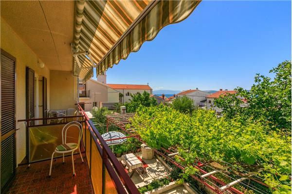 Apartment A2, for 5 persons