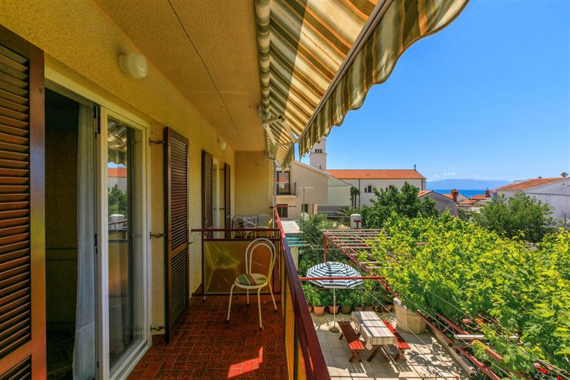 Apartment A2, for 5 persons