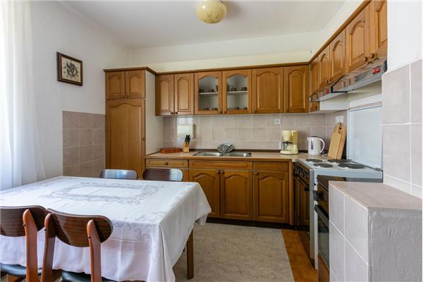 Apartment A3, for 5 persons