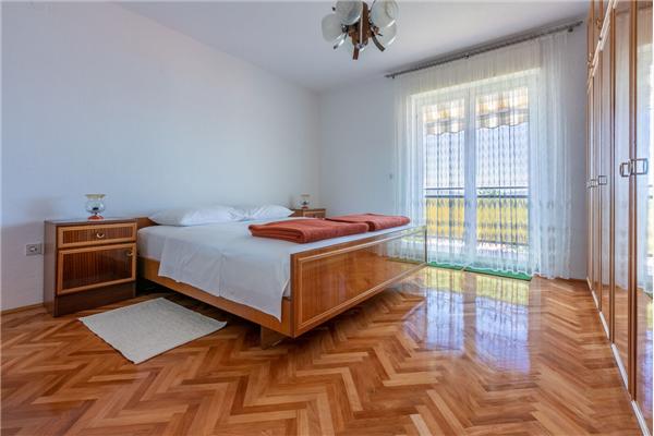 Apartment A3, for 5 persons