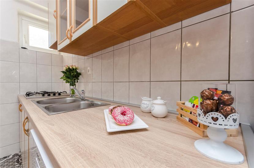 Apartment A1, for 5 persons