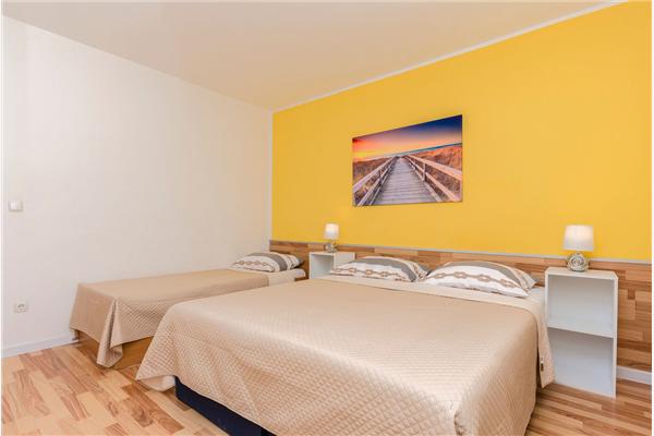Apartment A1, for 5 persons