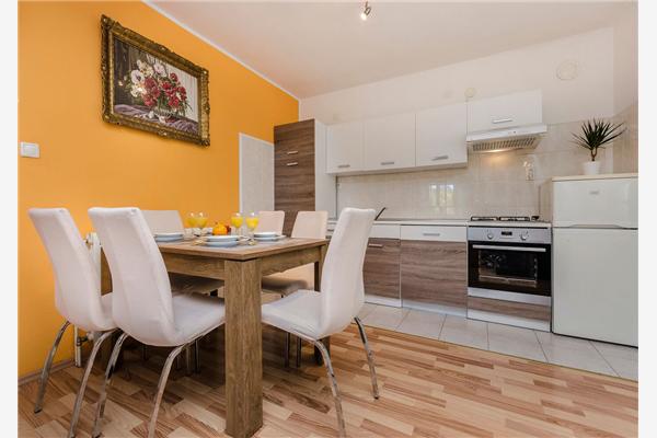 Apartment A2, for 3 persons