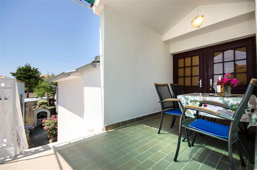 Apartments Mirjana Blue Beach