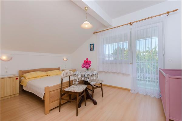 Apartment A1, for 4 persons