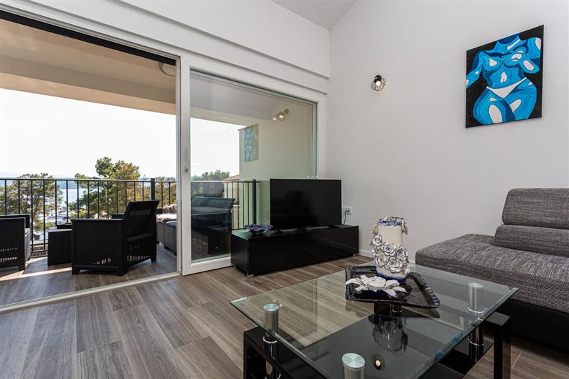 Apartment A2, for 5 persons