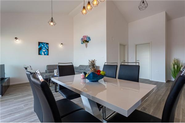 Apartment A2, for 5 persons