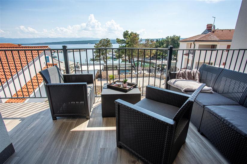 Apartment A2, for 5 persons