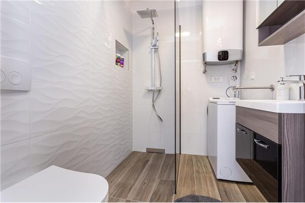 Apartment A2, for 5 persons