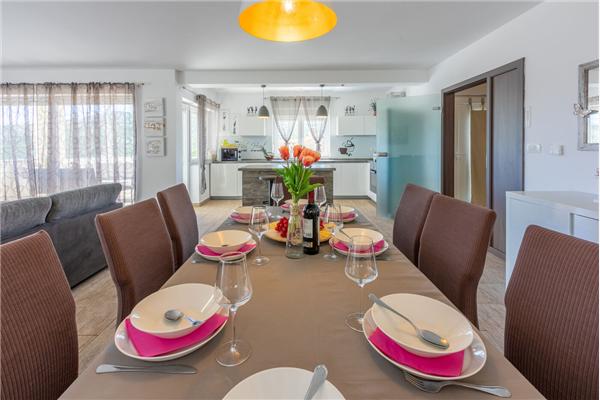 House K1, for 10 persons