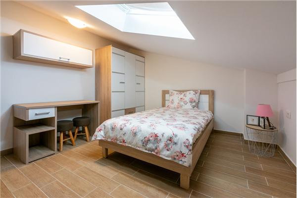 House K1, for 10 persons