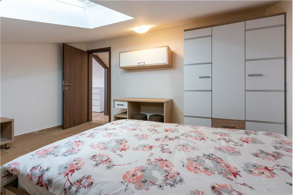 House K1, for 10 persons