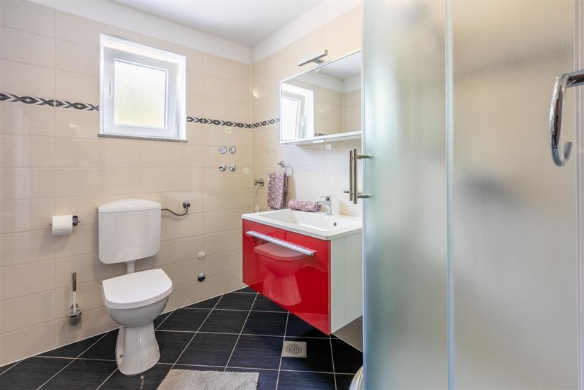 House K1, for 10 persons