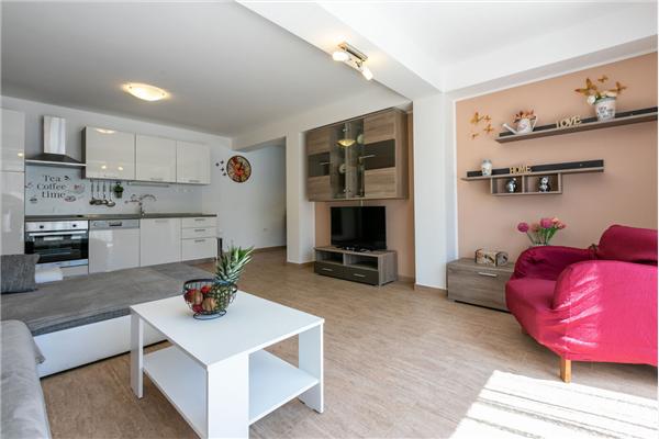 House K1, for 10 persons