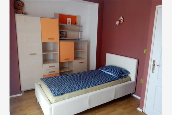 Apartment A5, for 5 persons