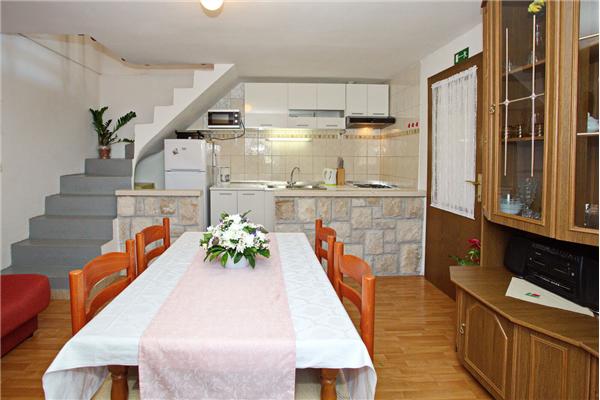 House K1, for 3 persons