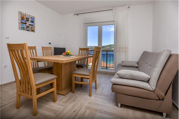 Apartment A2, for 5 persons