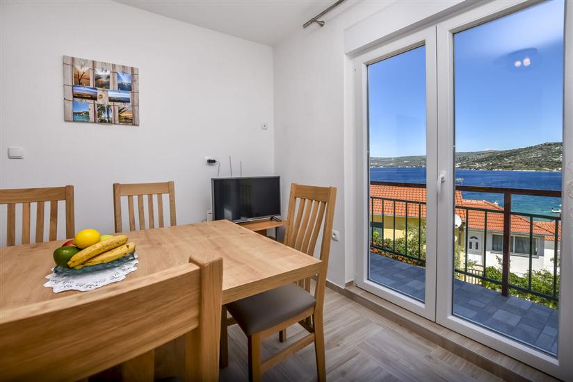 Apartment A2, for 5 persons