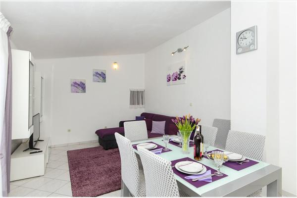 Apartment A1, for 6 persons