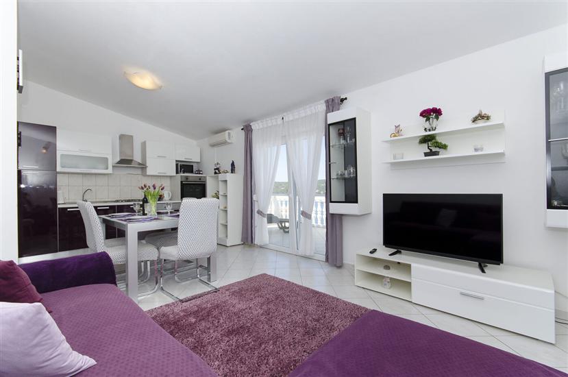 Apartment A1, for 6 persons
