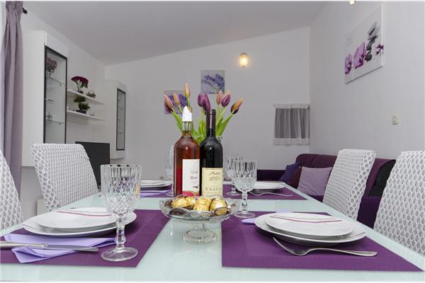 Apartment A1, for 6 persons