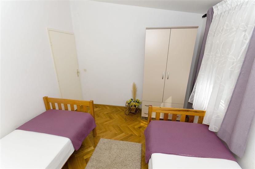 Apartment A1, for 6 persons