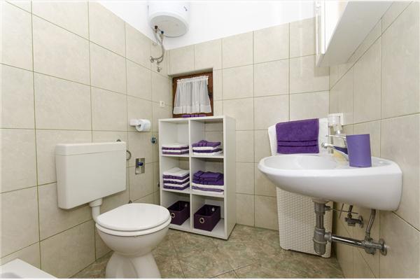 Apartment A1, for 6 persons