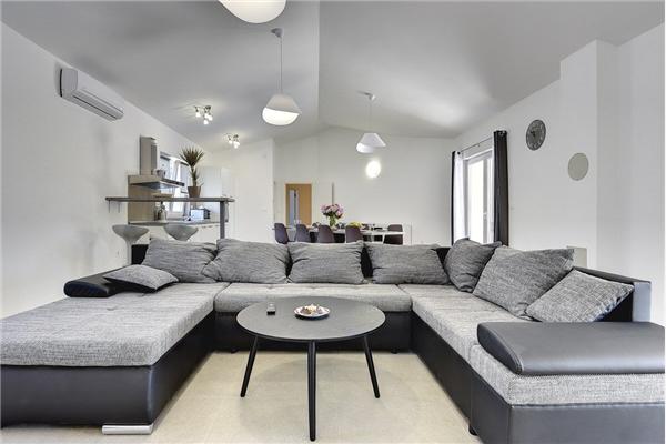 House K1, for 8 persons