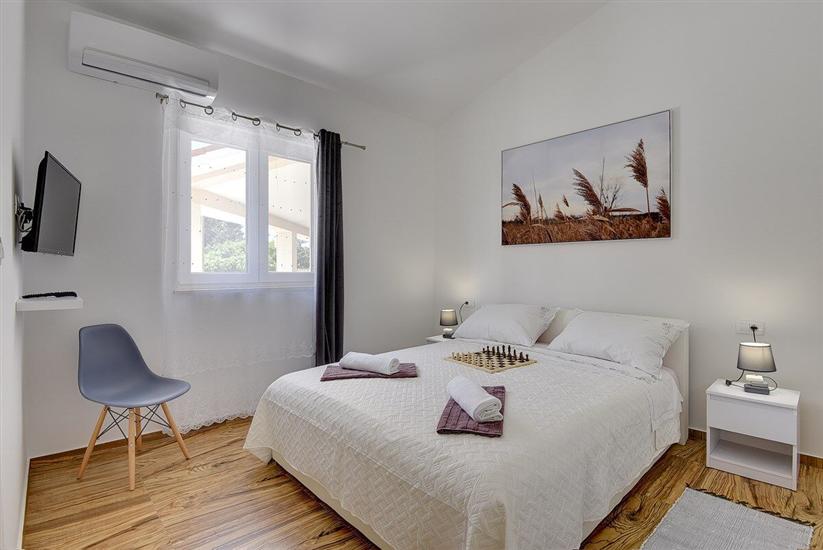 House K1, for 8 persons