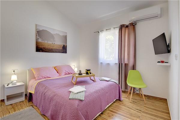 House K1, for 8 persons