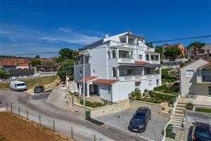 Apartman - Sv. Filip i Jakov