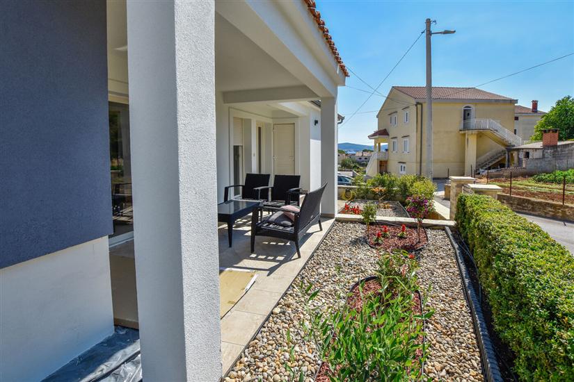 Apartmaji in Soba Danijel