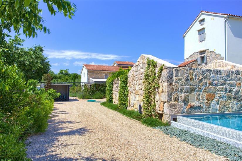 House Villa Jerini cottage