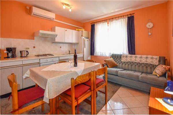 Apartment A2, for 4 persons