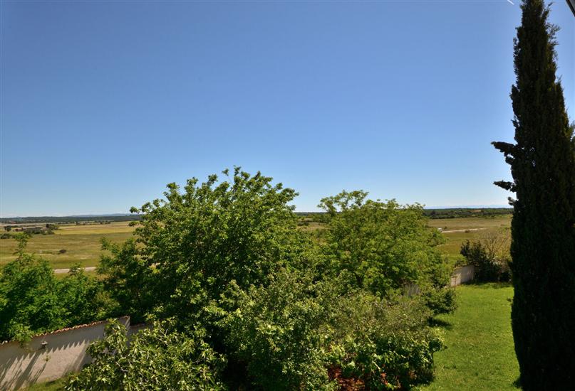 Room S9, for 3 persons