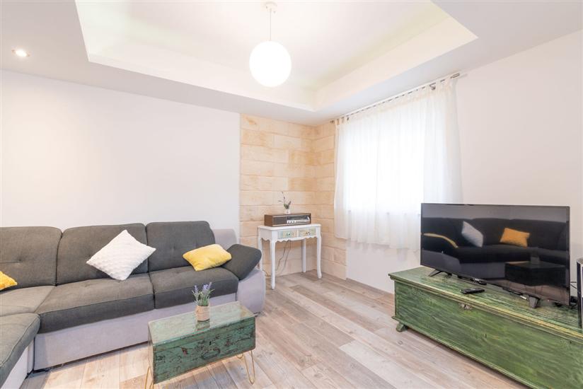 House K1, for 5 persons