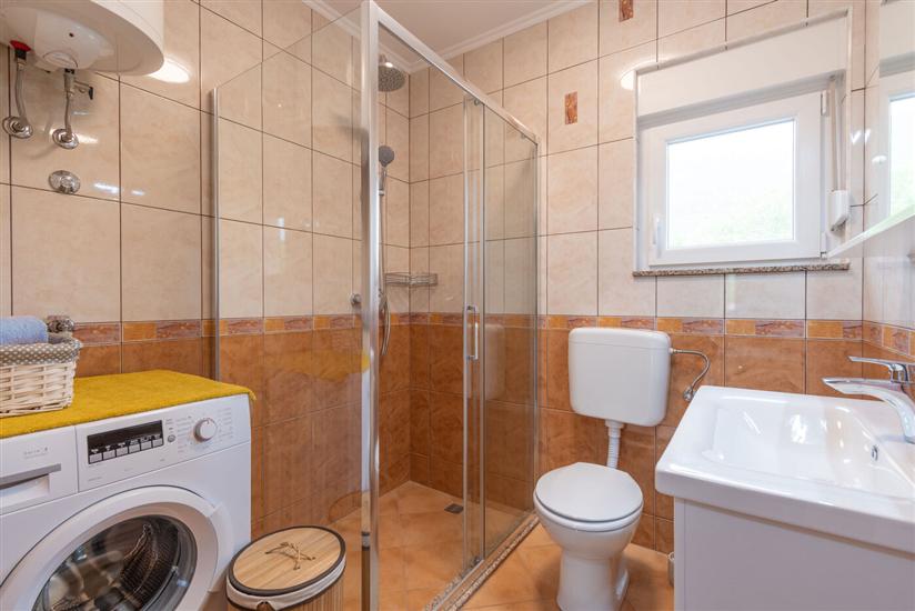 House K1, for 5 persons